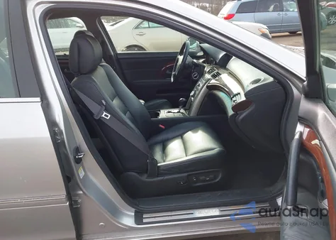 2006 Acura Rl 3.5 from USA, damaged, VIN JH4KB16556C003509